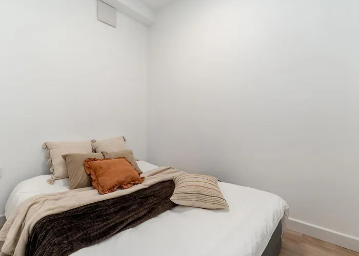 Lägenhet Falista Retkinia